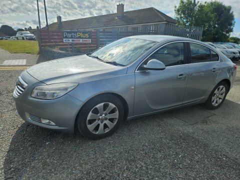 Vauxhall Insignia 1.8 16V Exclusiv Hatchback Euro Black #8