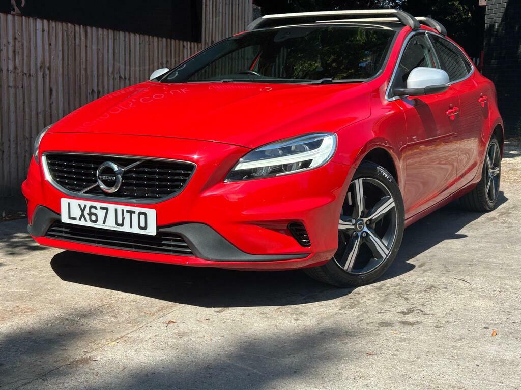 Volvo V40 1.5 T3 R-design Nav Plus Euro 6 S S LX67UTO Red #2