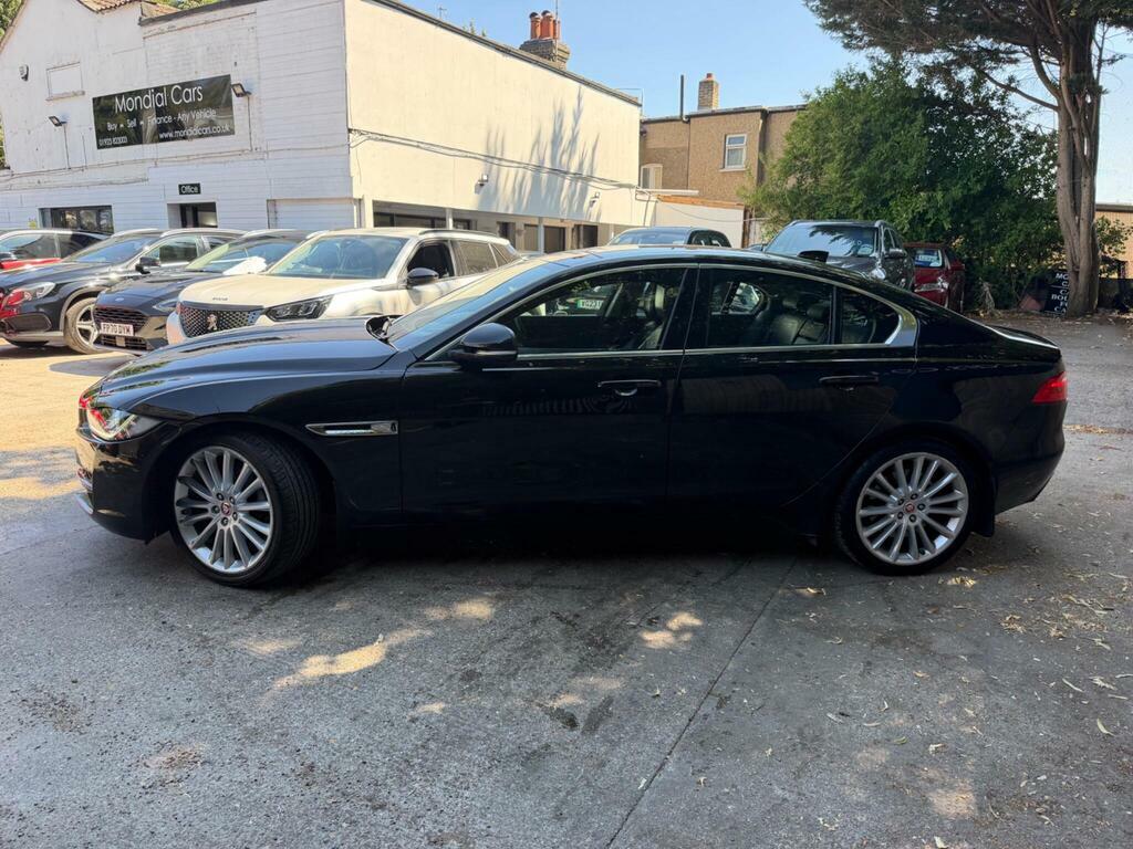 Jaguar XE 2.0D Portfolio Awd Euro 6 S S OV67WBT Black #6