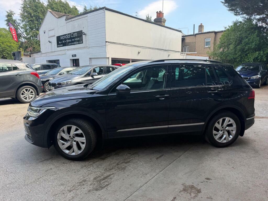 Volkswagen Tiguan 1.5 Tsi Life Euro 6 S S MJ21YSZ Black #5