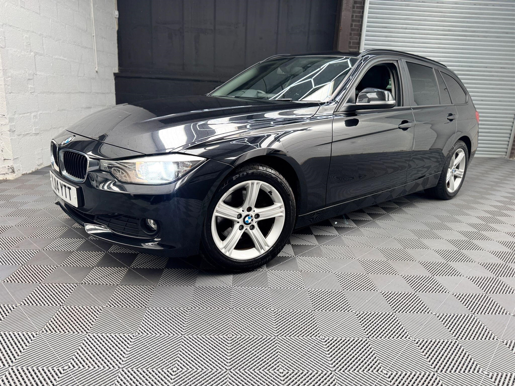 BMW 3 Series 2.0 Se Touring Euro 5 Ss YJ14YTT Black #3