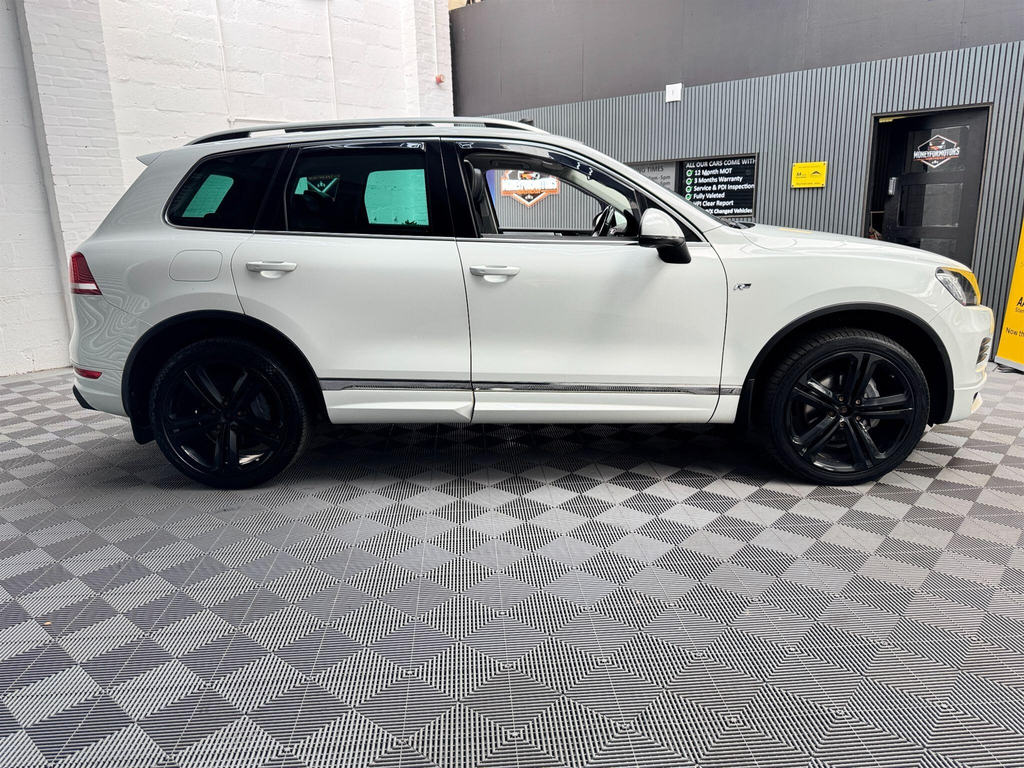 Volkswagen Touareg 3.0 Tdi V6 Bluemotion Tech Altitude Tiptronic 4Wd Black #19