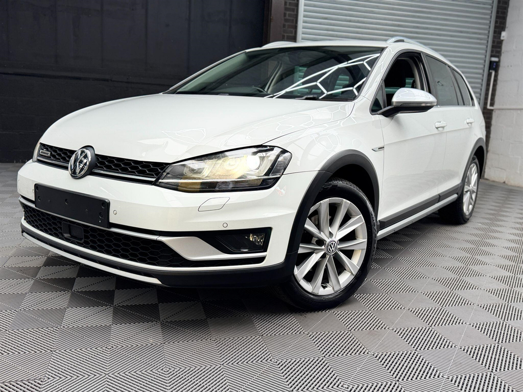 Volkswagen Golf Alltrack 1.6 Tdi Bluemotion Tech Alltrack 4Motion Euro 6 S FG66CPX  #2