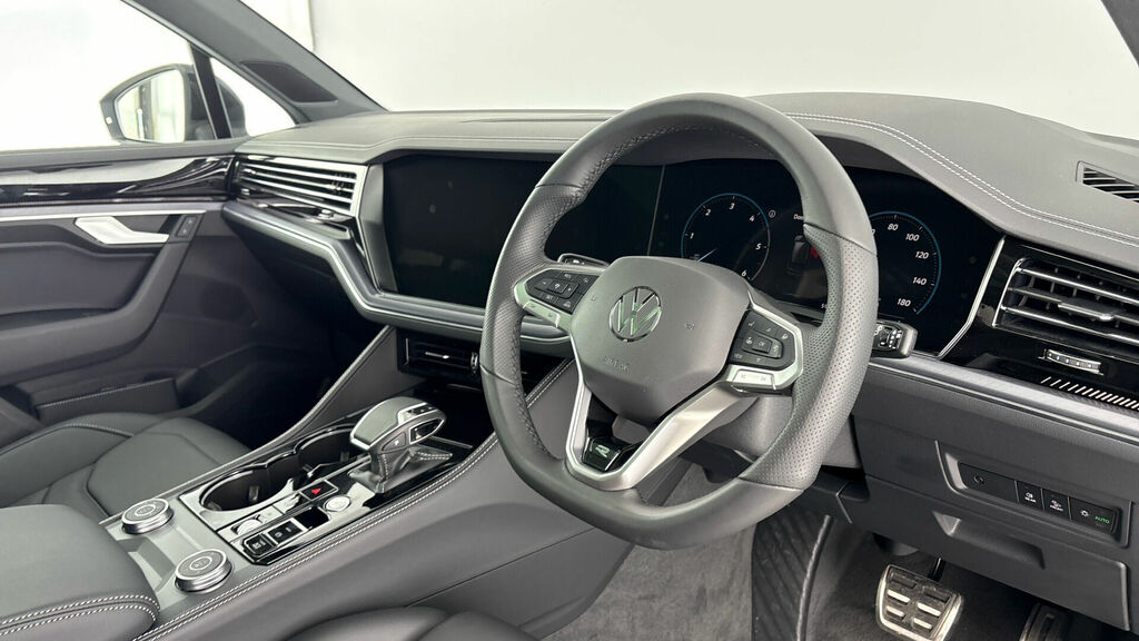 Volkswagen Touareg 3.0 Tdi V6 Black Edition Tiptronic 4Motion Euro 6 VE26CYP Grey #6