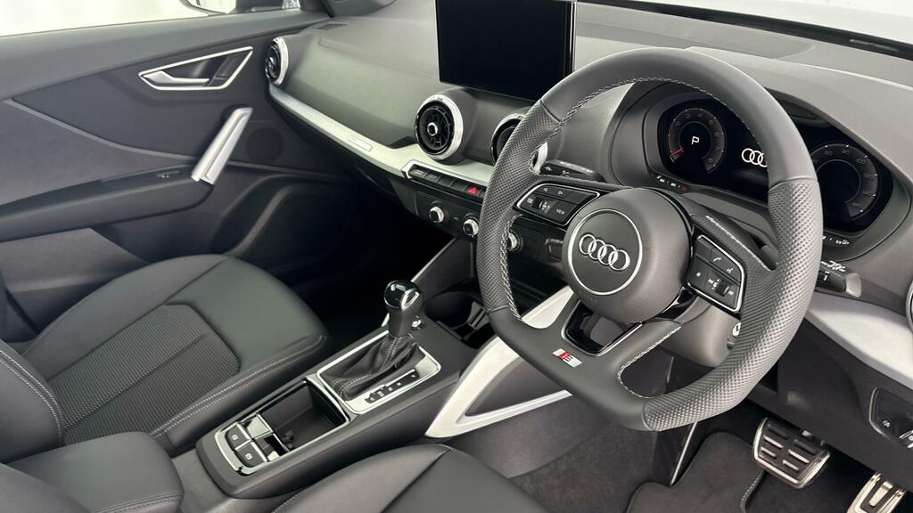 Audi Q2 Tfsi Cod 35 Black Edition S Tronic Euro 6 5-Door Blue #5