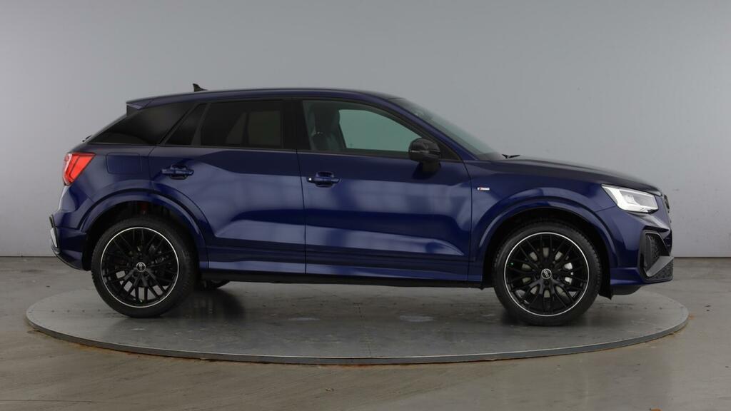 Audi Q2 Tfsi Cod 35 Black Edition S Tronic Euro 6 5-Door Blue #3