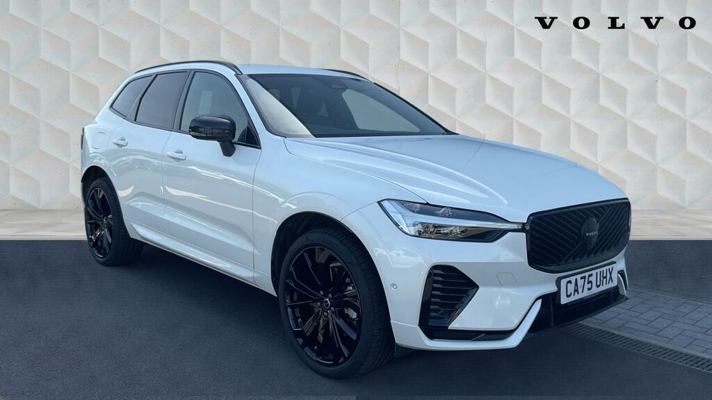 Volvo XC60 2.0 B5 Mhev Plus Black Edition Euro 6 5-Door CA75UHX White