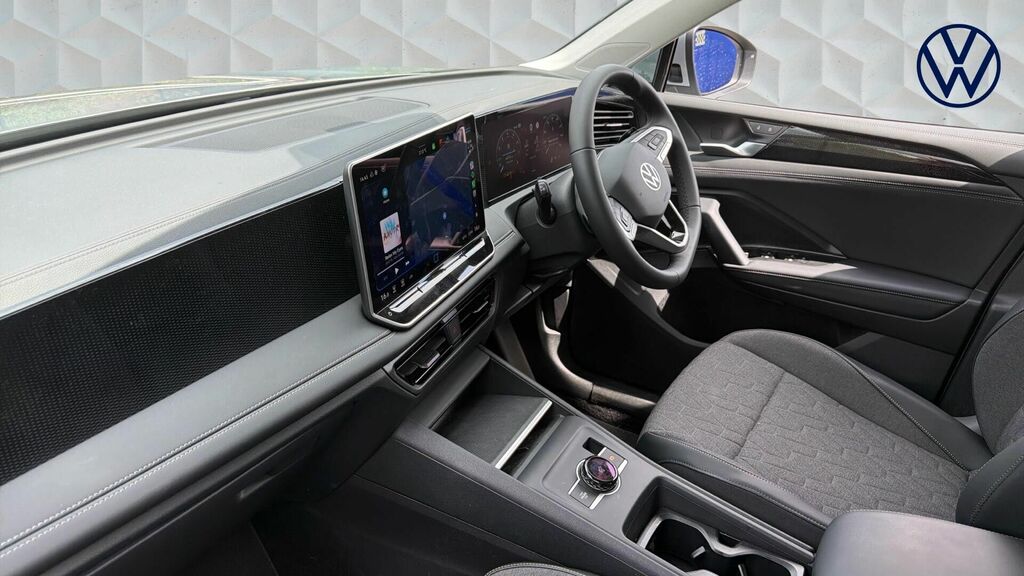 Volkswagen Tiguan Etsi Mhev Life Dsg Euro 6 5-Door CA26TXU Silver #2