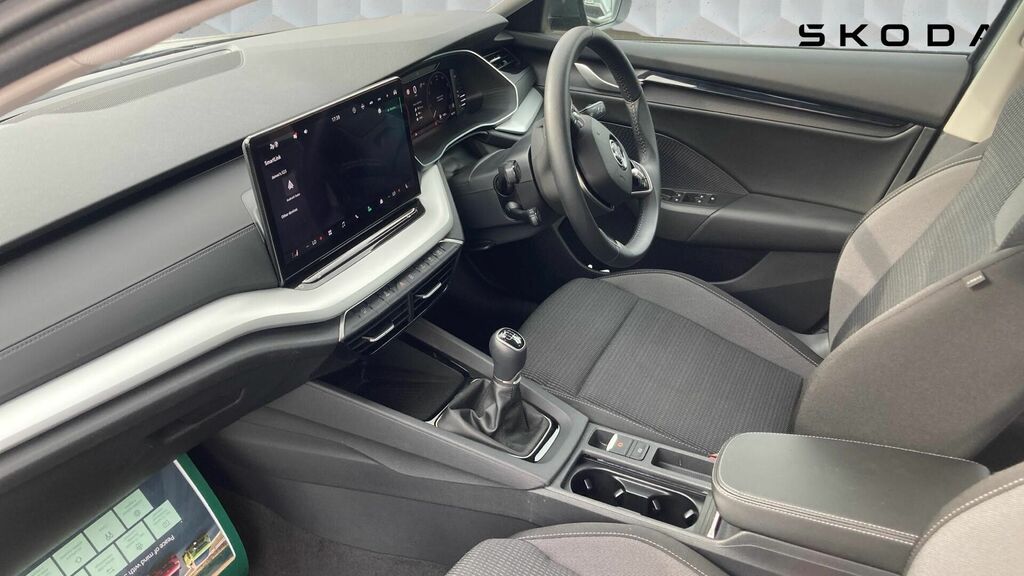 Skoda Octavia Tsi Act Se Technology Euro 6 5-Door Grey #2