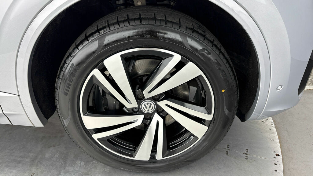 Volkswagen Touareg 3.0 Tsi V6 R-line Tech Tiptronic 4Motion Euro 6 5- Silver #5