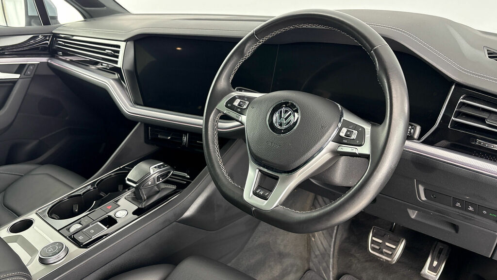 Volkswagen Touareg 3.0 Tsi V6 R-line Tech Tiptronic 4Motion Euro 6 5- Silver #6
