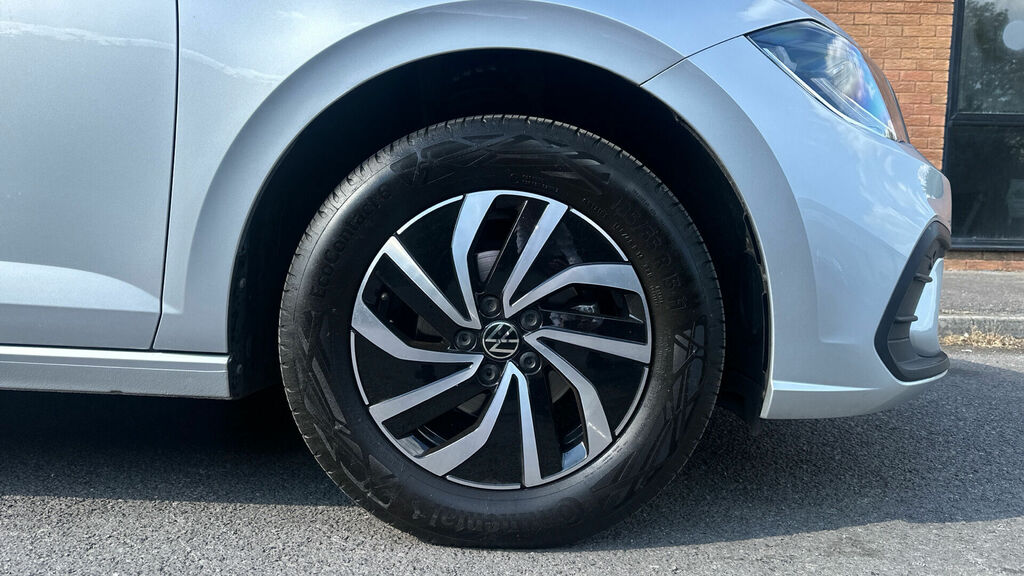 Volkswagen Polo 1.0 Tsi Life Euro 6 5-Door YF22HVN Silver #5