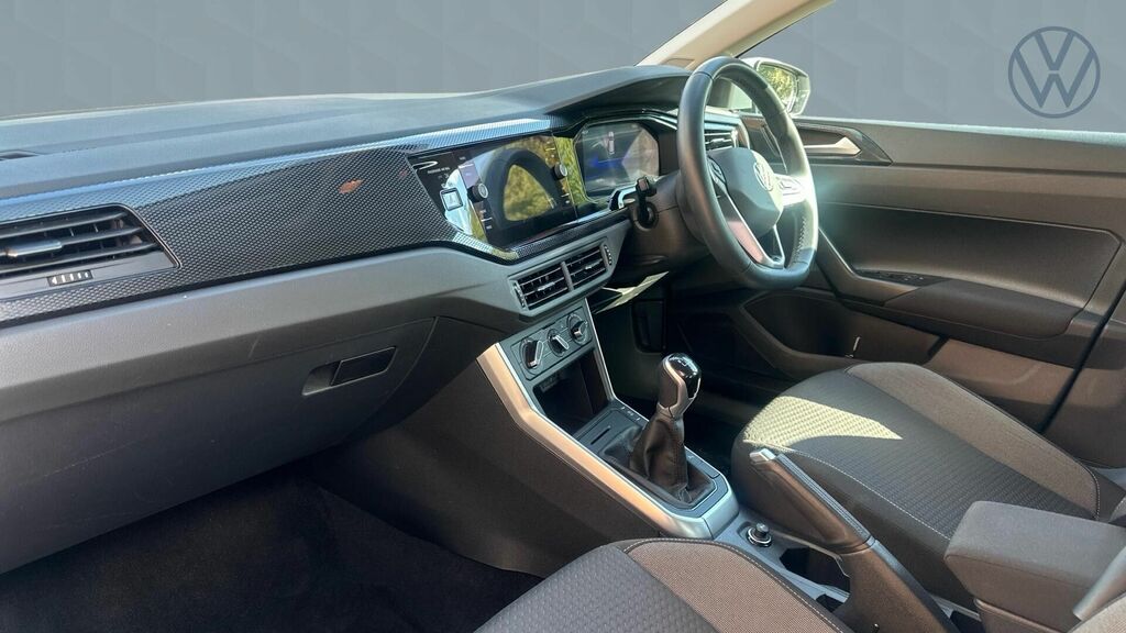 Volkswagen Polo 1.0 Tsi Life Euro 6 5-Door YF22HVN Silver #2
