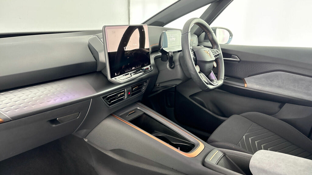 Cupra Born E-boost 59Kwh V1 5-Door Silver #2