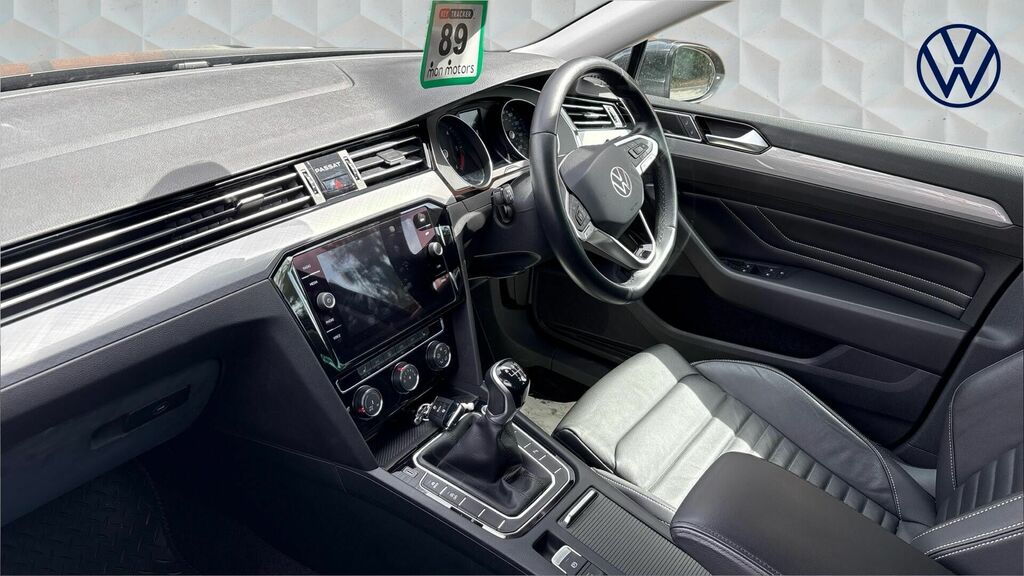 Volkswagen Passat 2.0 Tdi Evo Sel Euro 6 5-Door Grey #2