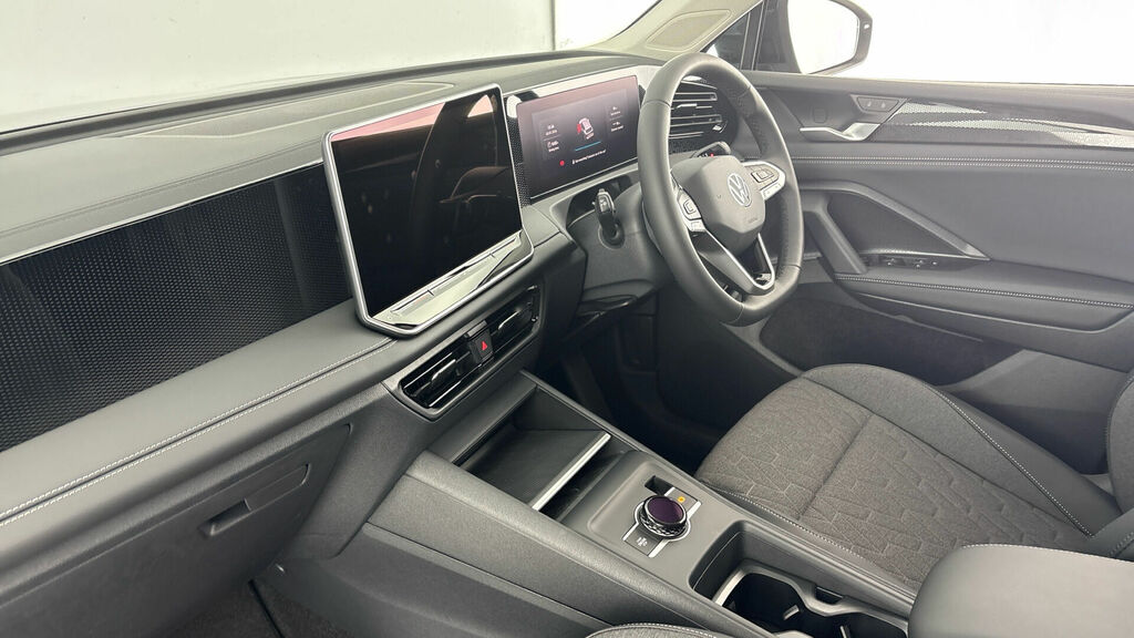 Volkswagen Tiguan Etsi Mhev Match Dsg Euro 6 5-Door WP26UFJ Black #2