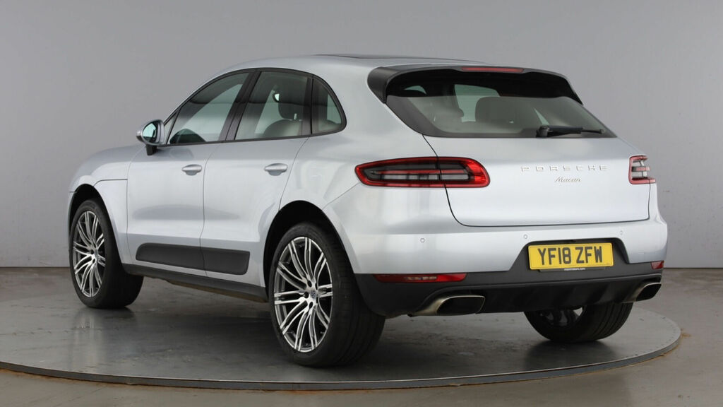 Porsche Macan 2.0T Pdk 4Wd Euro 6 5-Door YF18ZFW Silver #3