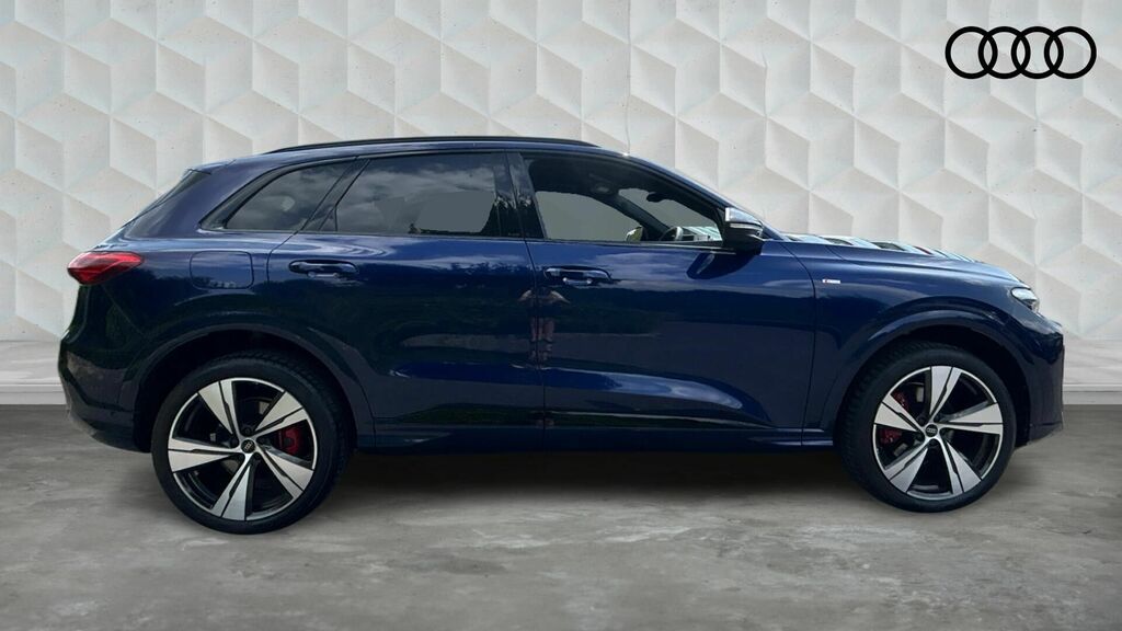 Audi Q5 2.0 Tfsi Edition 1 S Tronic Quattro Euro 6 5-Door WV75VUL Blue #4