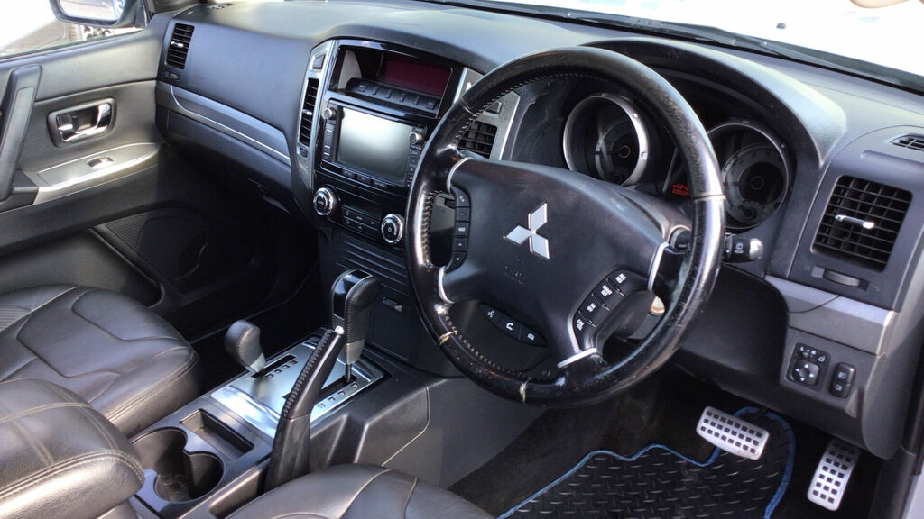 Mitsubishi Shogun Di-dc Barbarian 4Wd Euro 6 3-Door Swb Silver #6