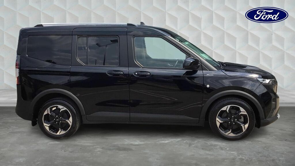 Ford Tourneo Courier 43Kwh Active 5-Door Black #4