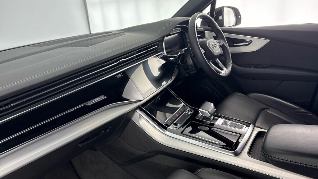 Audi Q7 3.0 Tdi V6 45 Black Edition Tiptronic Quattro Euro GJ24OCZ Black #2