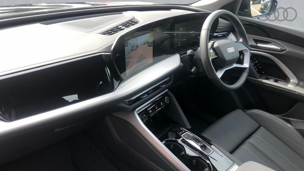 Audi Q5 2.0 Tdi Sport S Tronic Quattro Euro 6 5-Door VX26UUT Black #2