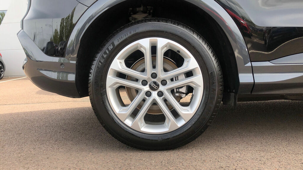 Audi Q5 2.0 Tdi Sport S Tronic Quattro Euro 6 5-Door VX26UUT Black #5