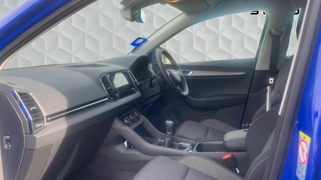 Skoda Karoq 1.0 Tsi Se Edition Euro 6 5-Door VE26XTM Blue #2