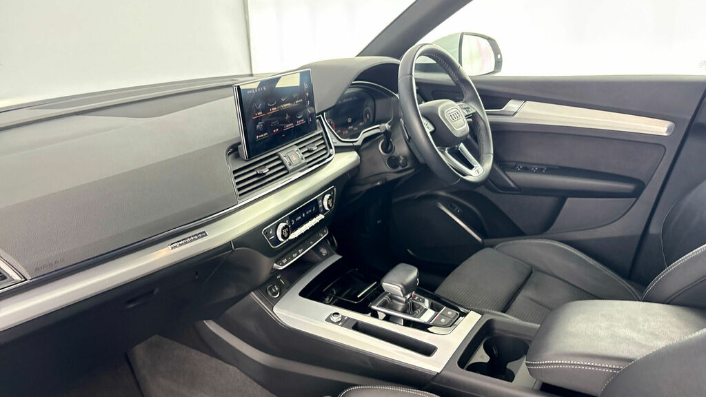 Audi Q5 2.0 Tdi 40 S Line S Tronic Quattro Euro 6 5-Door WR71LJV White #2