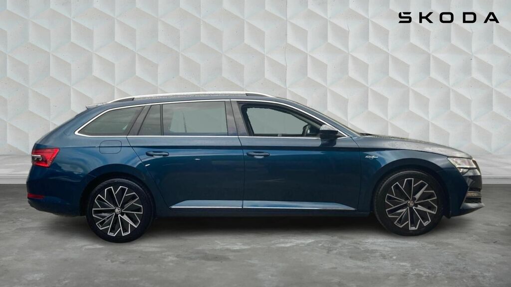 Skoda Superb 2.0 Tsi Laurin Klement Dsg 4Wd Euro 6 5-Door LL73RYM Blue #4