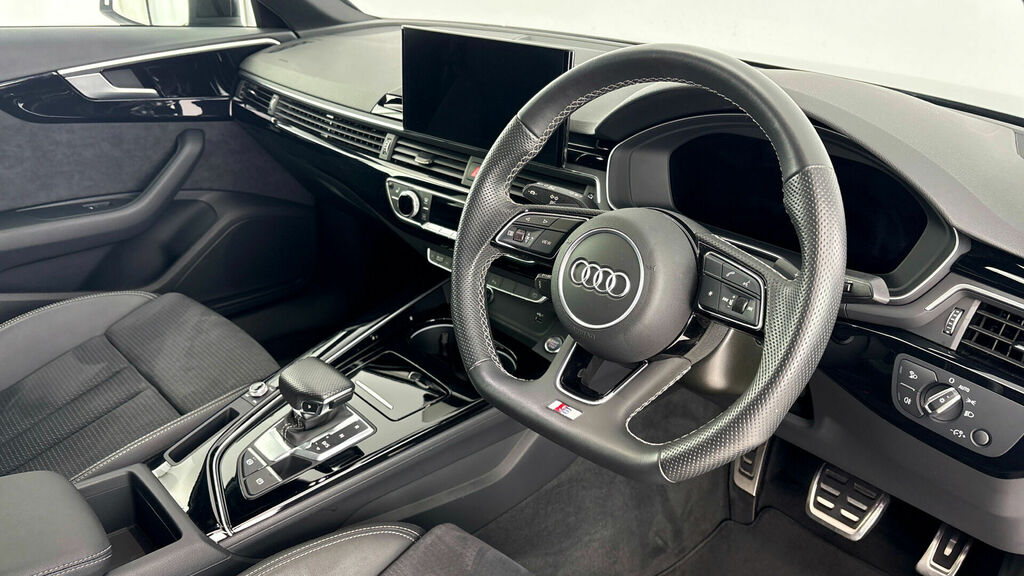 Audi A4 2.0 Tfsi 40 Black Edition S Tronic Euro 6 4-Door CA74MLF Grey #6