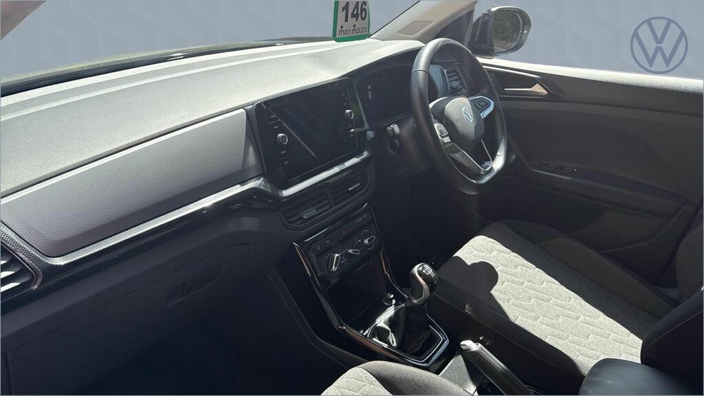 Volkswagen T-Cross 1.0 Tsi Life Euro 6 5-Door Black #2
