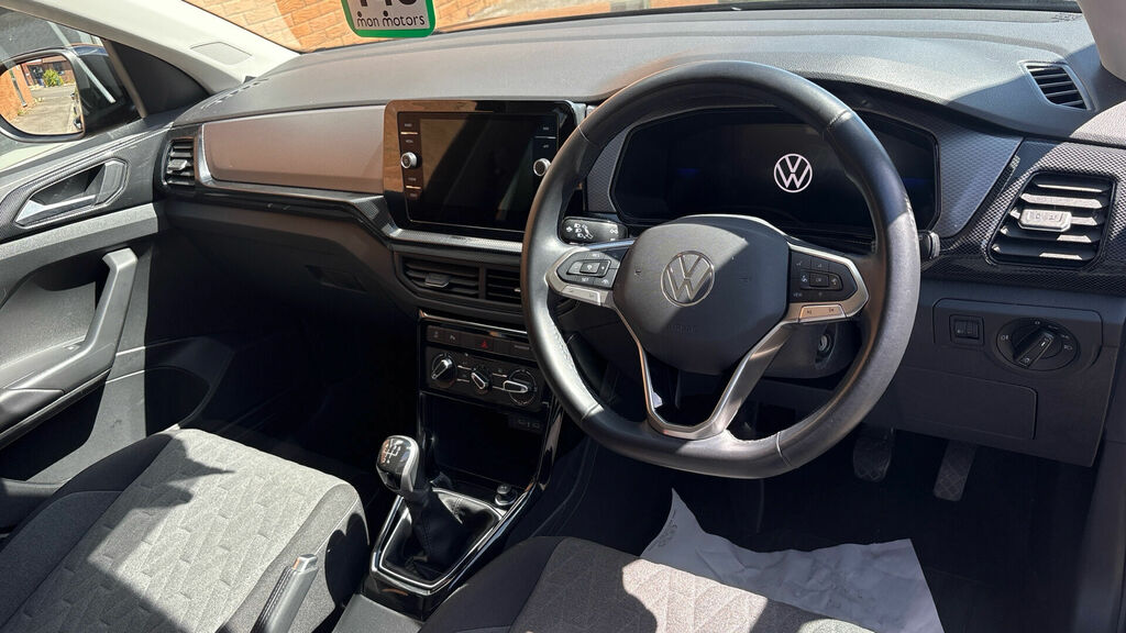 Volkswagen T-Cross 1.0 Tsi Life Euro 6 5-Door Black #6