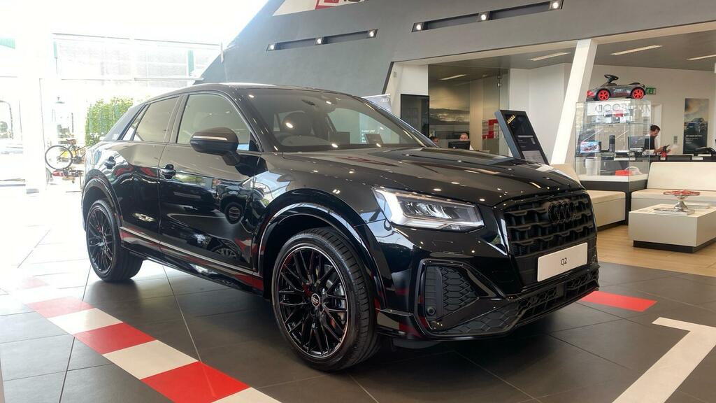 Audi Q2 Tfsi Cod 35 Black Edition S Tronic Euro 6 5-Door Black