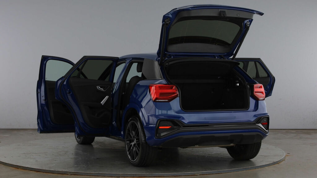 Audi Q2 Tfsi Cod 35 Black Edition S Tronic Euro 6 5-Door Blue #11