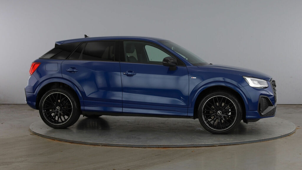 Audi Q2 Black Edition 35 Tfsi 150 Ps S Tronic Blue #4