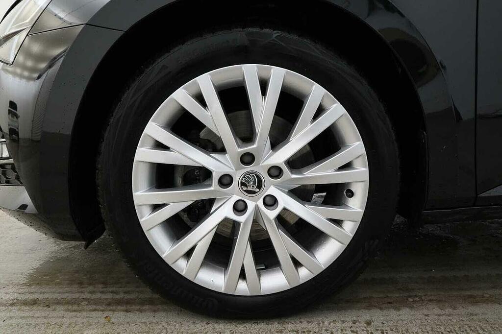 Skoda Superb 2.0 Tdi Se L Dsg Euro 6 5-Door Black #4