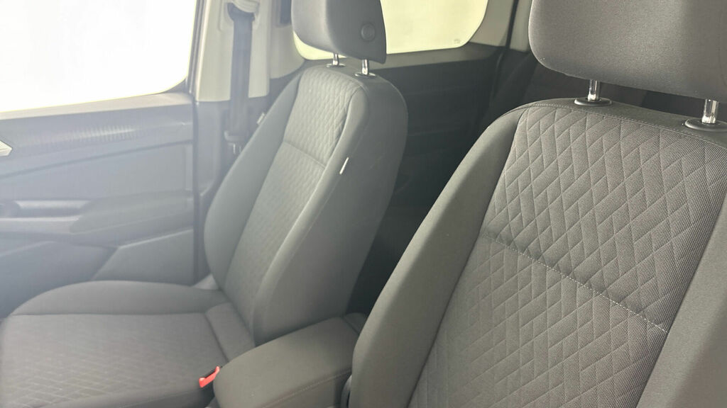 Volkswagen Caddy Maxi Life 2L Life Blue #32