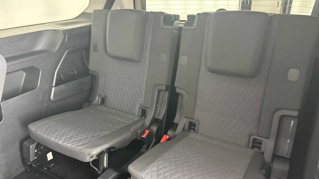 Volkswagen Caddy Maxi Life 2L Life Blue #31
