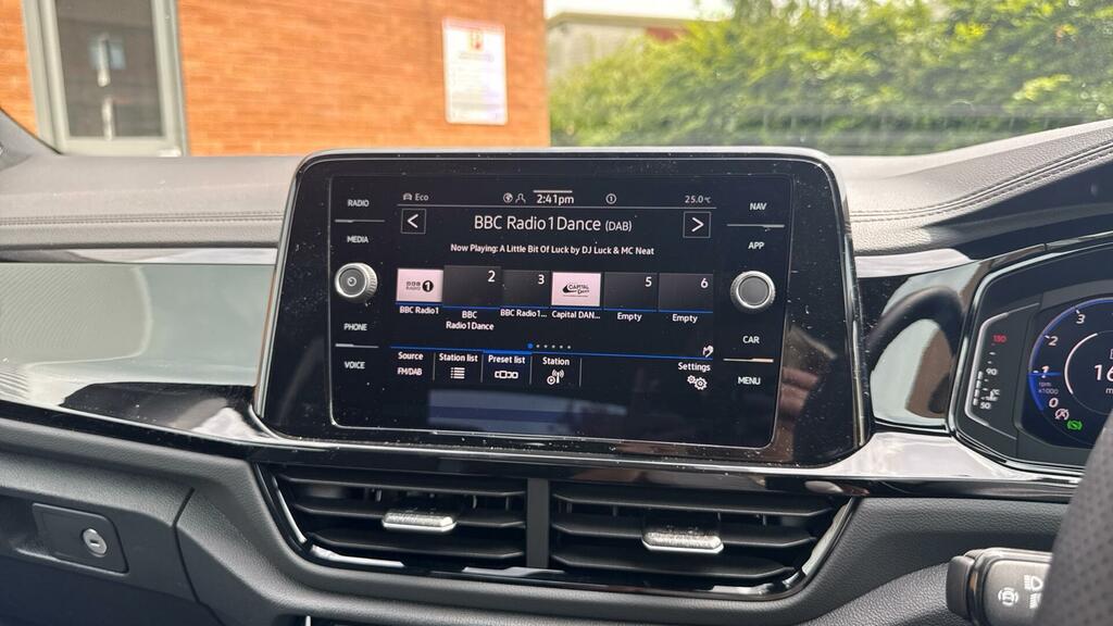 Volkswagen T-Roc Black Edition Black #42