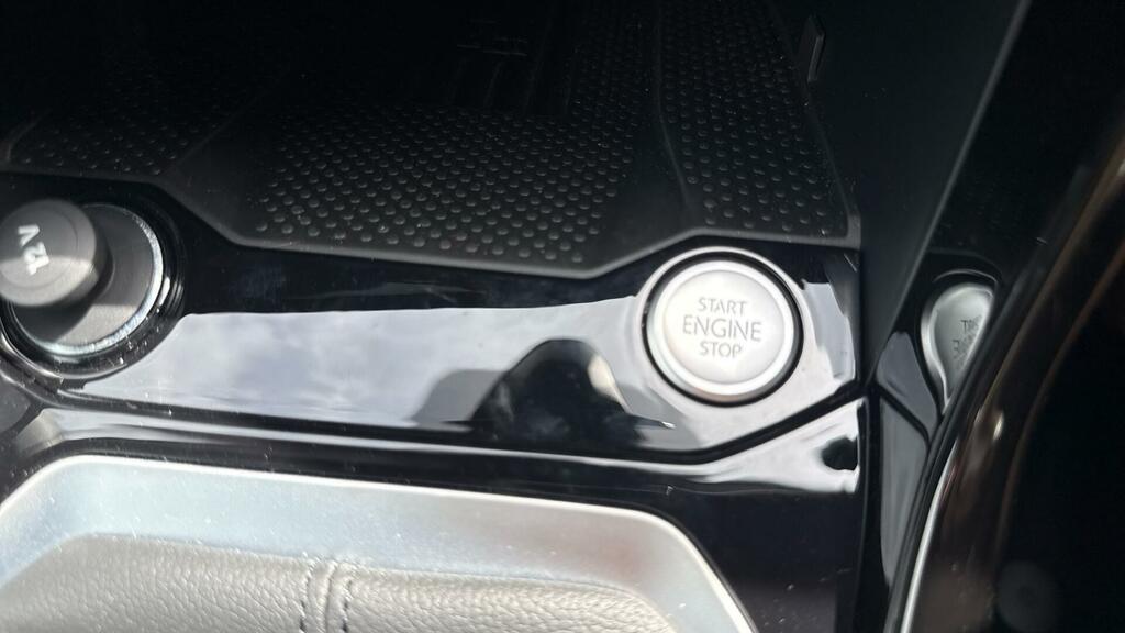 Volkswagen T-Roc Black Edition Black #39