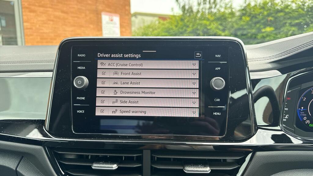 Volkswagen T-Roc Black Edition Black #49