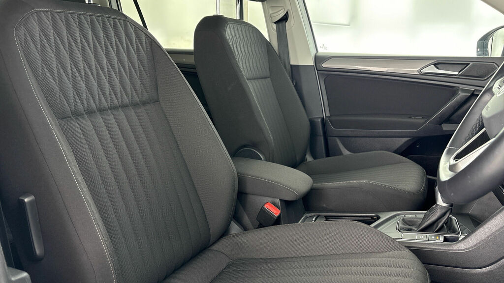 Volkswagen Tiguan Allspace Elegance Blue #35