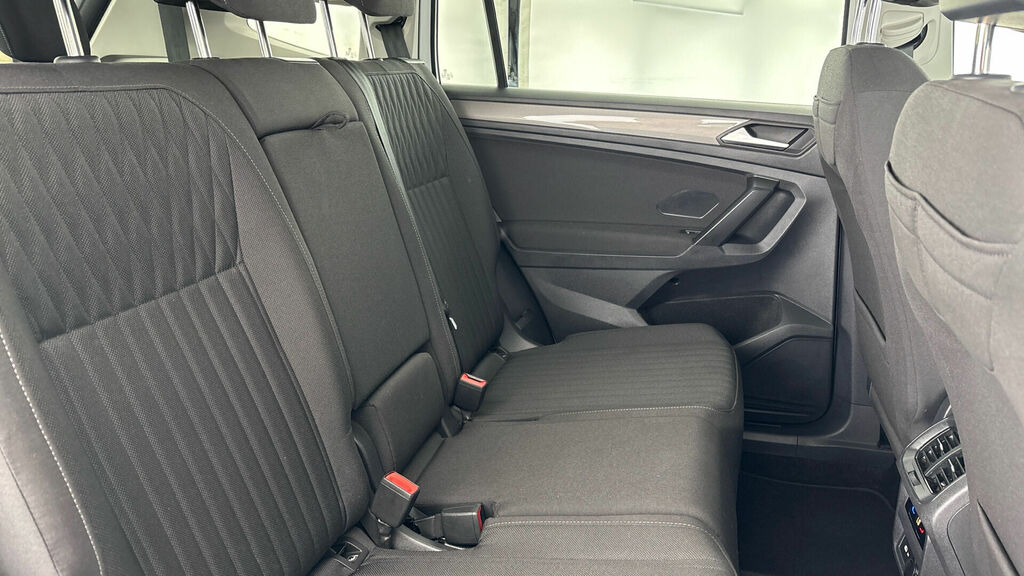 Volkswagen Tiguan Allspace Elegance Blue #38