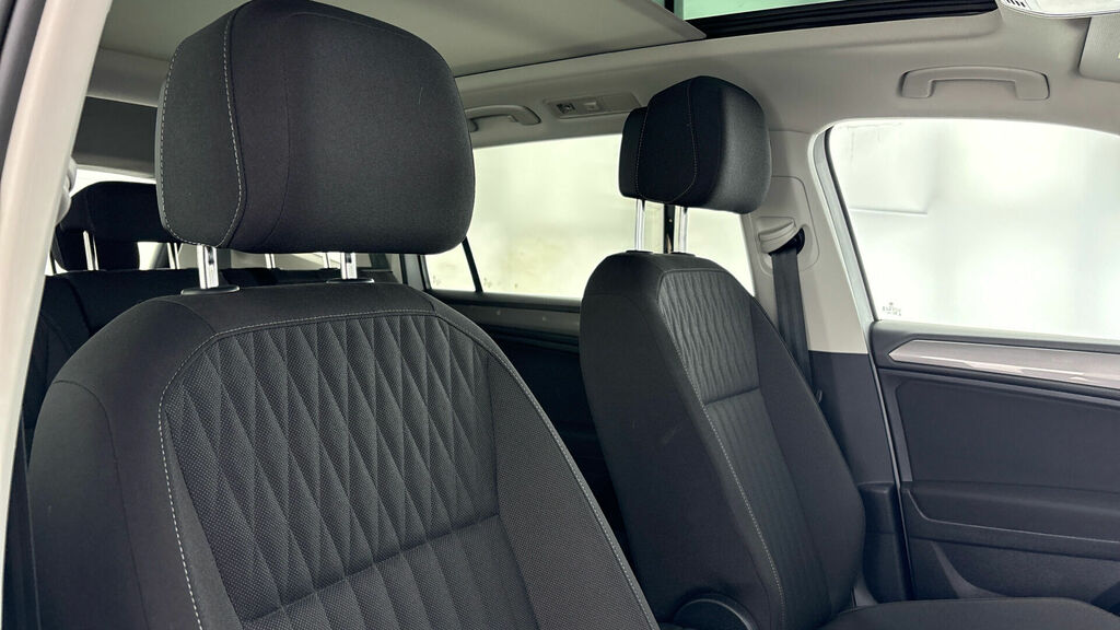 Volkswagen Tiguan Allspace Elegance Blue #36