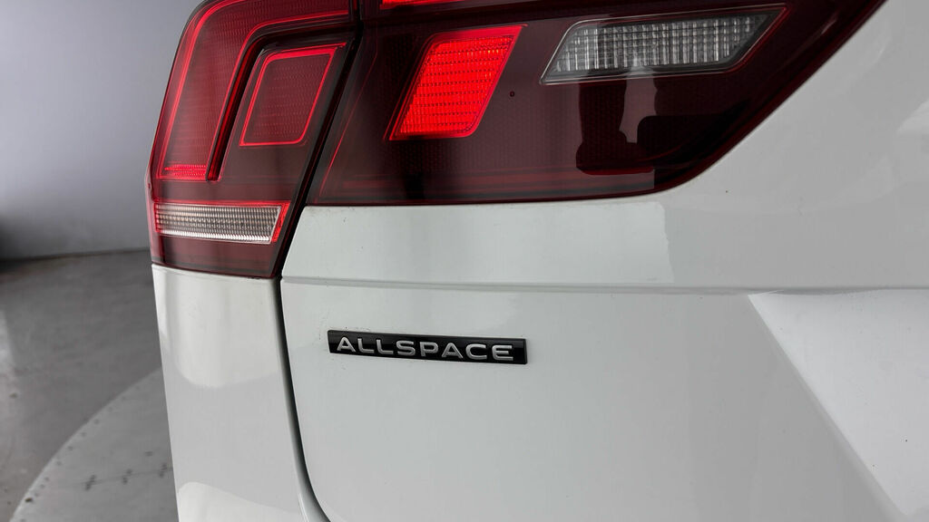 Volkswagen Tiguan Allspace Elegance Blue #49