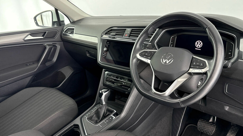 Volkswagen Tiguan Allspace Tsi Life Dsg Euro 6 5-Door White #6
