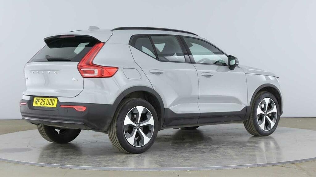 Volvo XC40 2.0 B4 Mhev Plus Dark Dct Euro 6 5-Door RF25UDD Grey #3