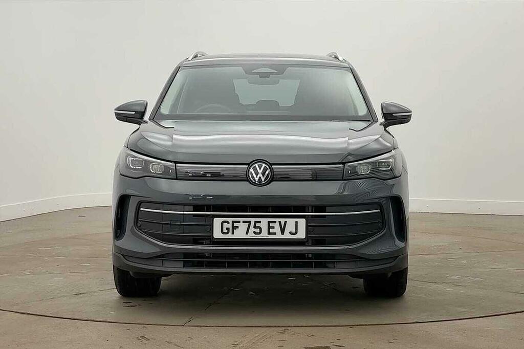 Volkswagen Tiguan R-line Green #5