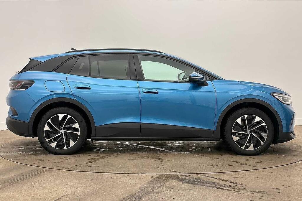 Volkswagen ID.4 Pro 77Kwh Match 5-Door  #3